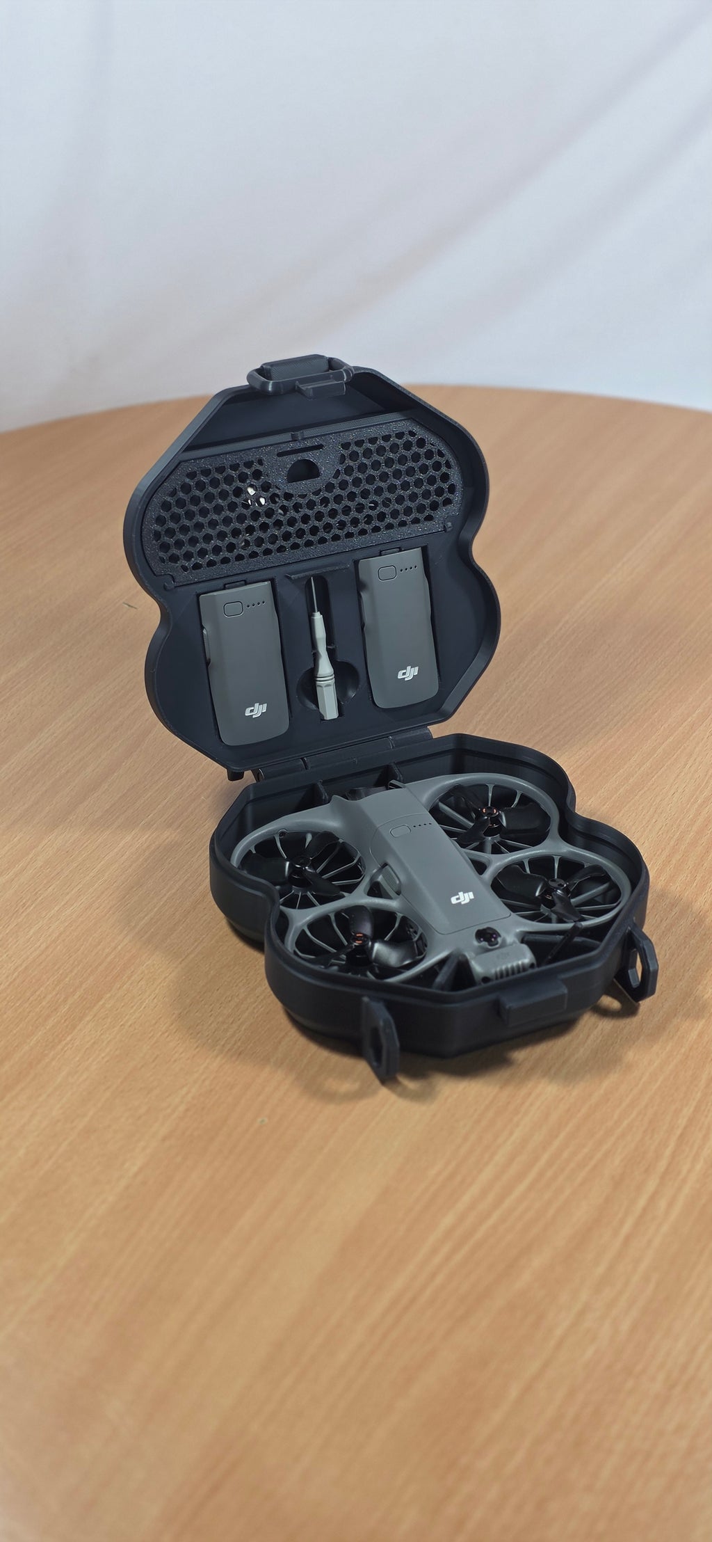 DJI Neo 2 The Box