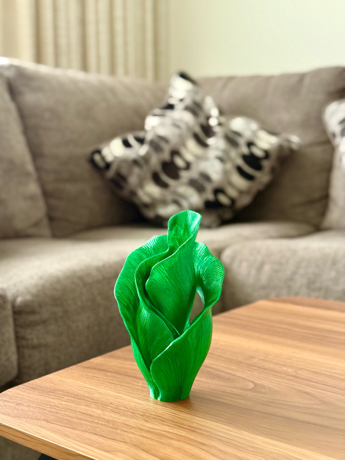 Veil Petal - Sculptural Decor